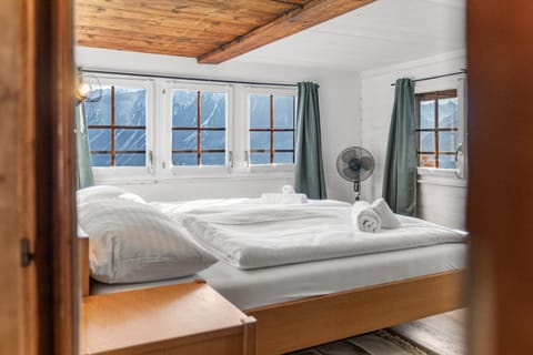 Historic Charming House 10 min from Crans-Montana Chalet in Crans-Montana