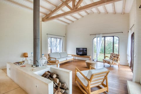 Communal lounge/ TV room, Living room