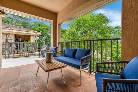 Salty Fox 5BD Oasis w Spa, Beach & Downtown House in Fort Lauderdale