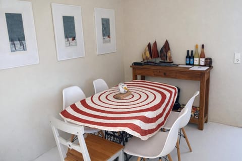 Decorative detail, Dining area