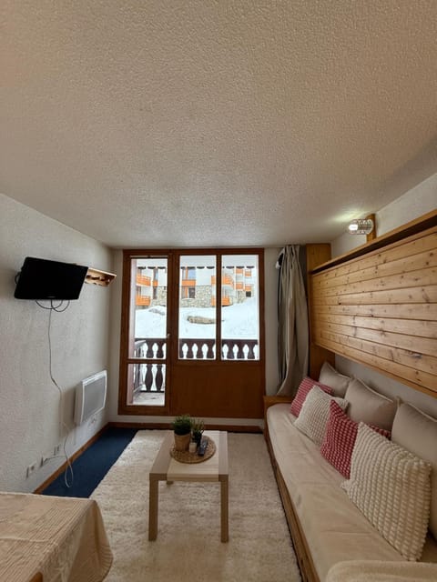 Ski InOut -Tignes Val Claret -3 Beds Flat B100 Apartment in Tignes