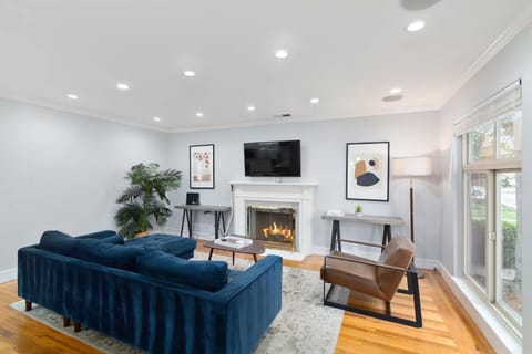 Marbella Lane Impeccable 3BR Delightful Escape House in Santa Clara