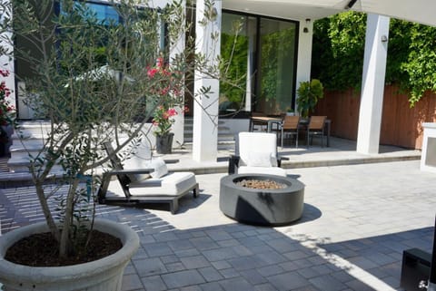 The Hollywood House House in West Hollywood