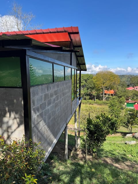 Property building, Natural landscape, Garden, Garden view, Mountain view