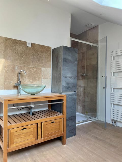 New house 4 bedrooms 8 people Free parking House in Valenciennes