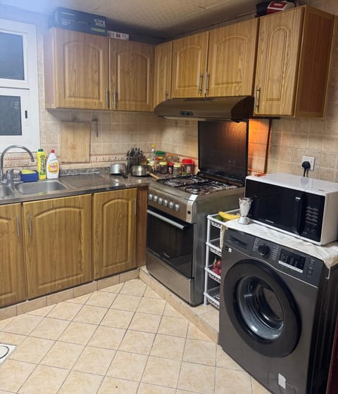 1BHK Fully Furnished Apartment Apartment in Al Sharjah