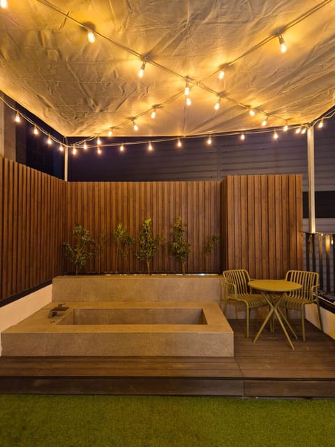 Patio, Night, Balcony/Terrace, Bath