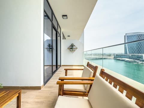 Full Canal Views - Near ADGM, Cleveland & Galleria - Ideal for Corporate Guests & Business Professionals - Big Balcony Apartment in Abu Dhabi