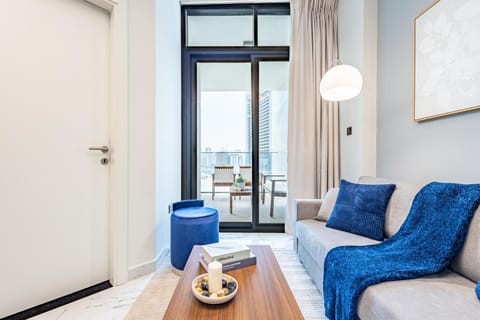 Full Canal Views - Near ADGM, Cleveland & Galleria - Ideal for Corporate Guests & Business Professionals - Big Balcony Apartment in Abu Dhabi