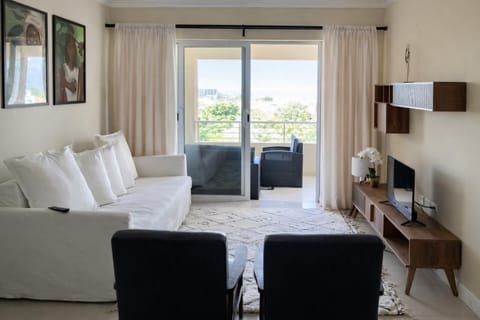 TV and multimedia, Balcony/Terrace, Living room, Photo of the whole room, Seating area