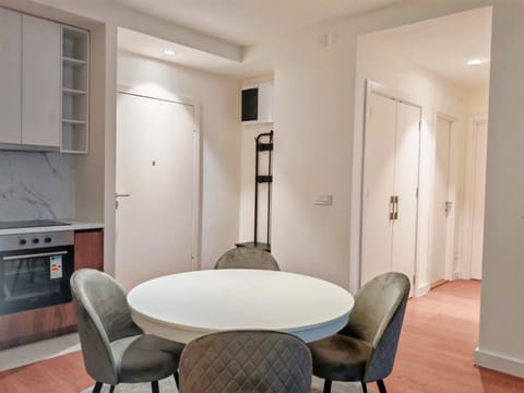 SnowWhite Belgrade Waterfront Apartment in Belgrade