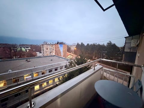 View (from property/room), Balcony/Terrace