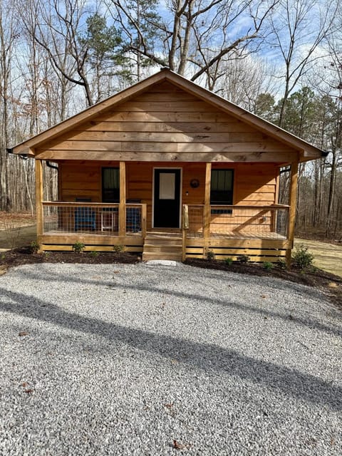 Coyote Den House in Fort Payne