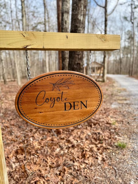 Coyote Den House in Fort Payne