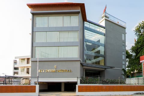 Property building, Day