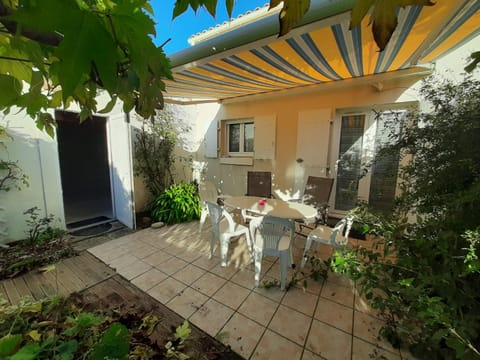 Garden, Balcony/Terrace