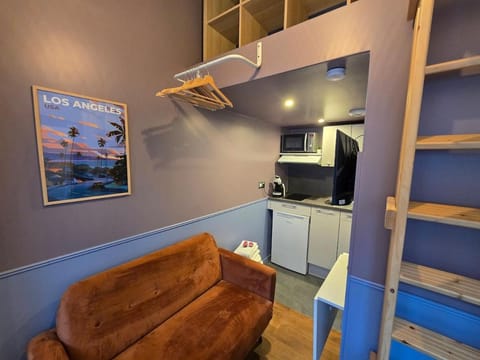 5G-Studio tout équipé avec chambre proche Paris Apartment in Issy-les-Moulineaux