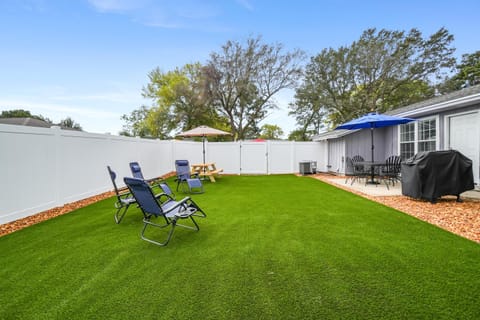 Patio, Garden, sunbed