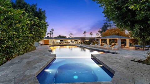 Hot Tub, Pool view, Swimming pool, Swimming pool