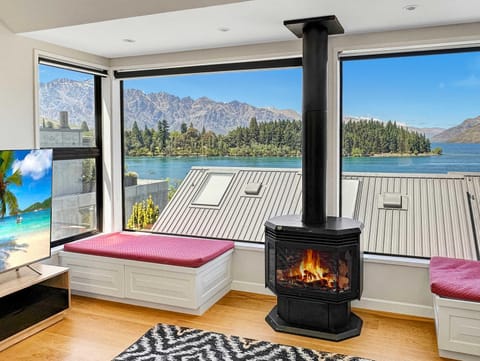 Natural landscape, Lake view, Mountain view