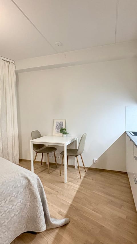 LUXHOMES Studio in Tapiola Apartment in Uusimaa