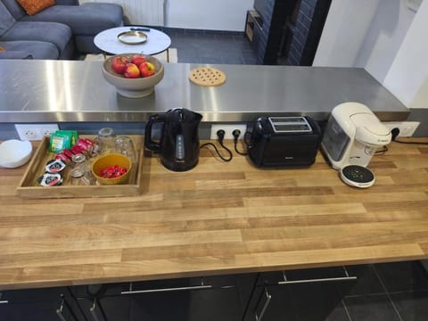 Coffee/tea facilities, Kitchen or kitchenette, minibar, toaster