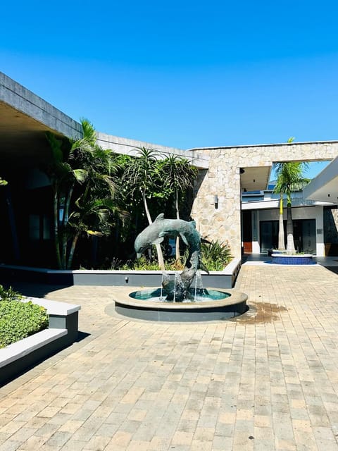 Nearby landmark, Spring, Day, Garden, Garden view