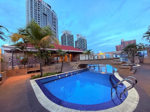 Pool view, Swimming pool