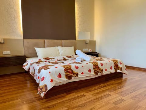Bed, Bedroom, air conditioner