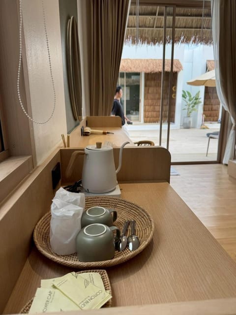 Coffee/tea facilities