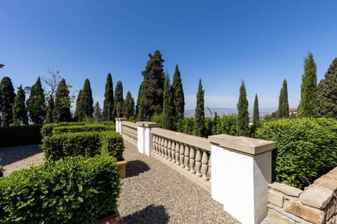 Balcony/Terrace, Garden view
