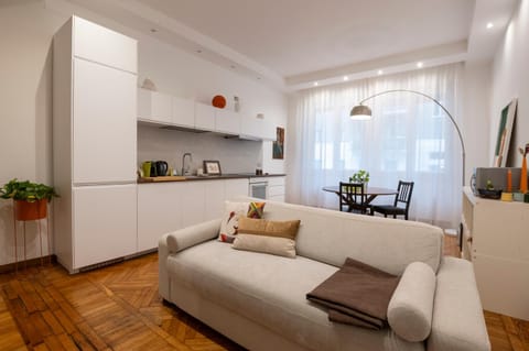 Kitchen or kitchenette, Living room, Photo of the whole room, Seating area, Dining area