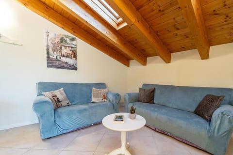 Apartment with SwimmingPool and view Apartment in Lenno