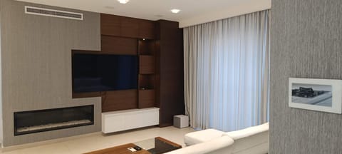 Interlace penthouse with swimming pool Apartment in Marsaskala