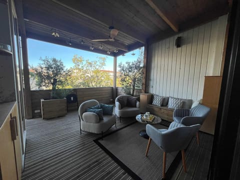 Patio, Balcony/Terrace