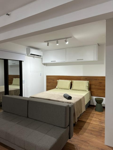 Bed, Photo of the whole room, Bedroom, air conditioner