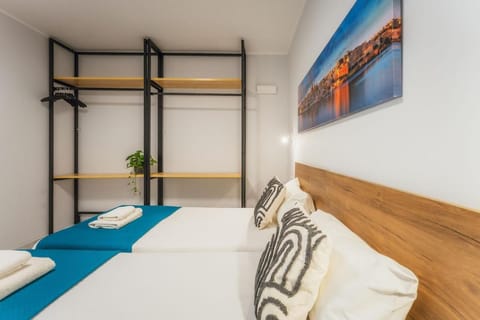 NEW - Only Suites Unit 4 Modern 2-Bedroom apartment with common heated Jacuzzi by SF Homes Apartment in Saint Julians