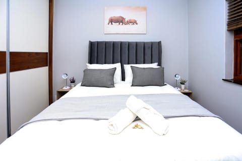 African Oasis Kenya Bed and Breakfast in Cape Town