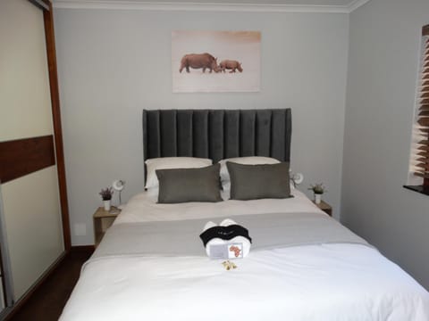 African Oasis Kenya Bed and Breakfast in Cape Town