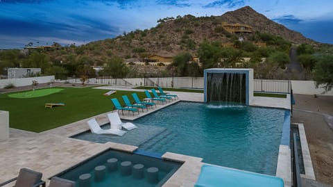 Natural landscape, Mountain view, Pool view, Swimming pool, sunbed
