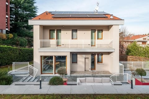 Property building, Patio, Day, View (from property/room), Balcony/Terrace