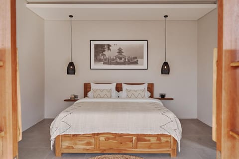 New 2BR Private Pool Villa Near Seseh Beach Canggu Villa in Mengwi