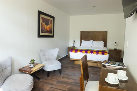 Photo of the whole room, Seating area, Bedroom