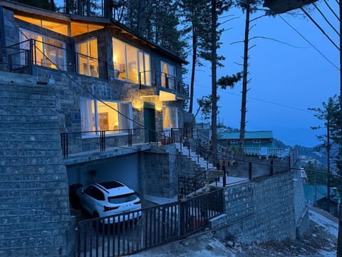 Property building, Night