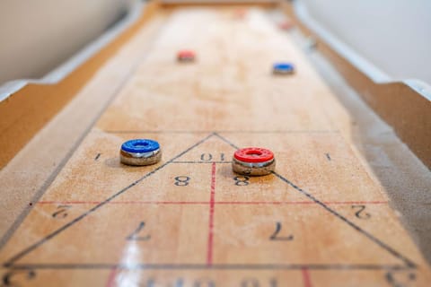 Hot Tub - Fire Pit - Shuffleboard - Walk to Track - Family Friendly House in Indianapolis