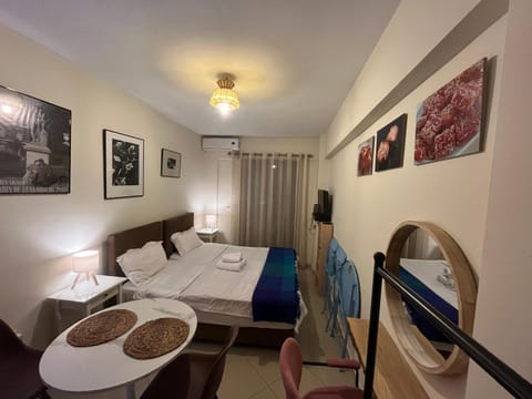 Sleep like a bird - whole apartment A02 Apartment in Thessaloniki