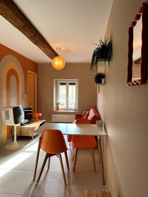 Living room, Dining area