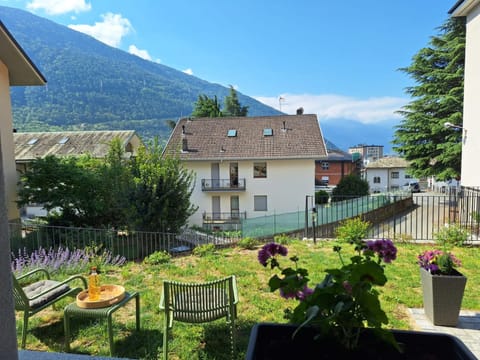 Summer, Garden view