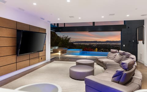 Natural landscape, Living room, Seating area, City view, Pool view