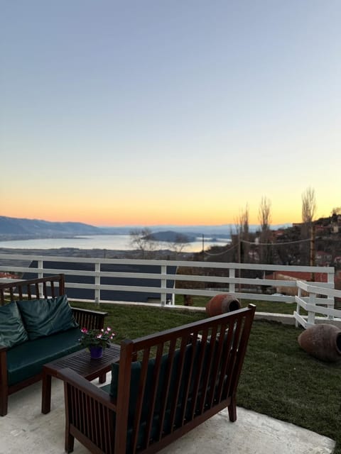 Property building, Balcony/Terrace